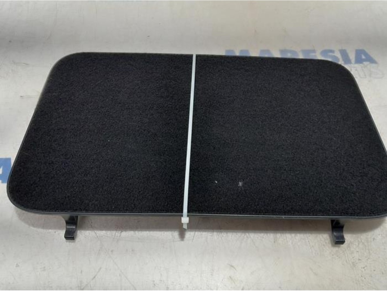 Renault - Scenic - Storage compartment
