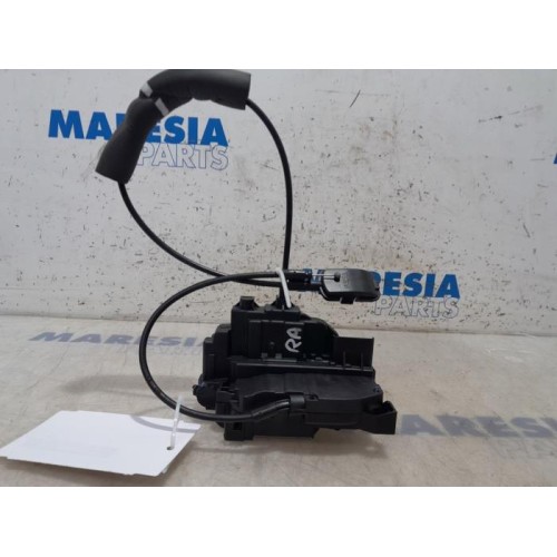 Renault - Scenic - Rear door mechanism 4-door, right