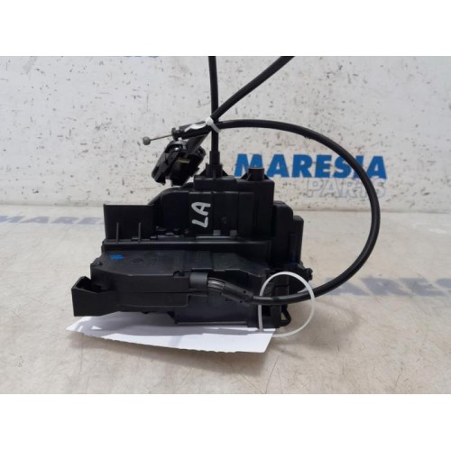Renault - Scenic - Rear door lock mechanism 4-door, left