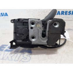 Renault - Scenic - Front door lock mechanism 4-door, right
