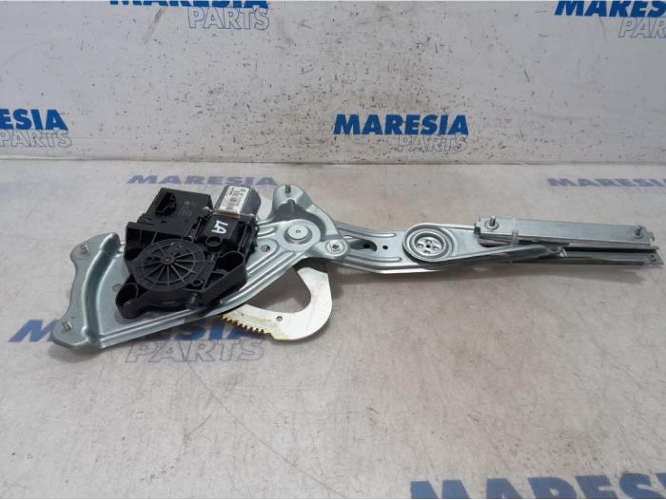 Renault - Scenic - Rear door window mechanism 4-door, left