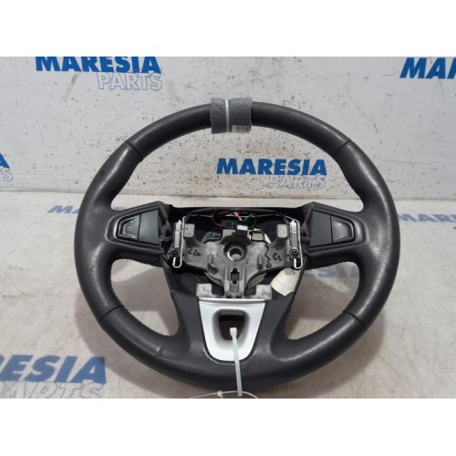 Renault - Scenic - Steering wheel