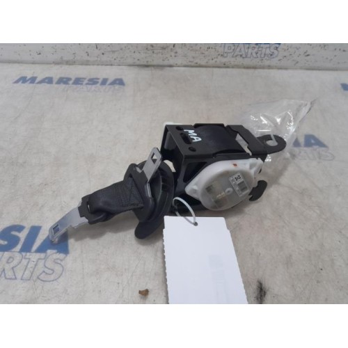 Citroen - C4 Grand Picasso - Sicherheitsgurt Mitte hinten