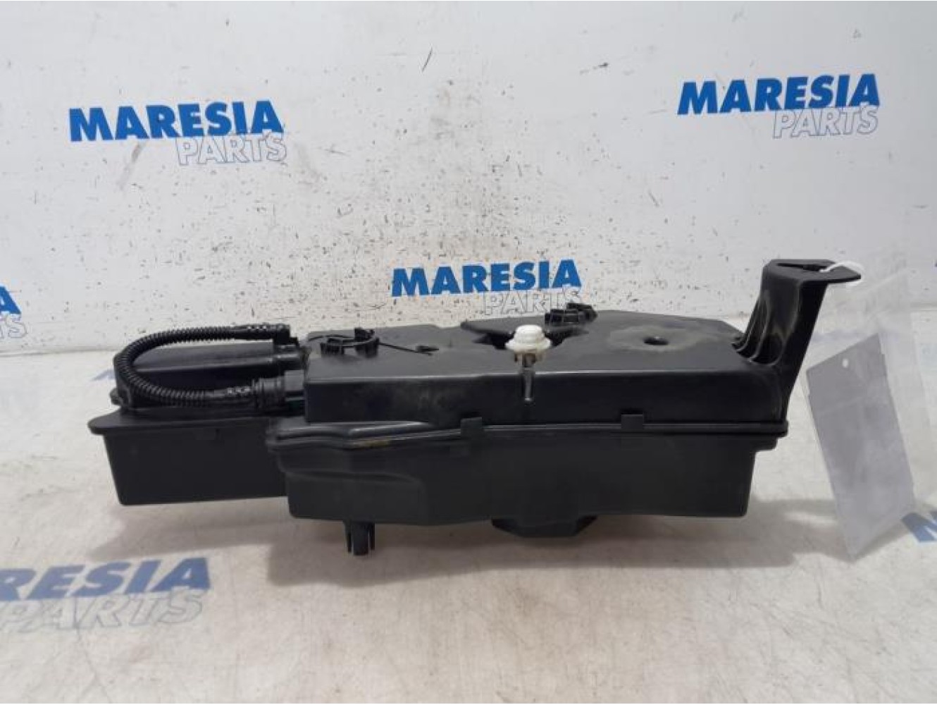 Citroen - Berlingo - Additive tank