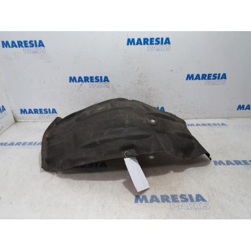 Renault - Scenic - Wheel arch liner