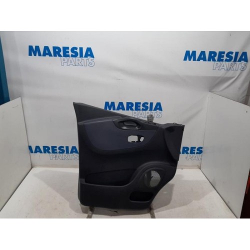 Opel - Vivaro - Türverkleidung 2-türig links