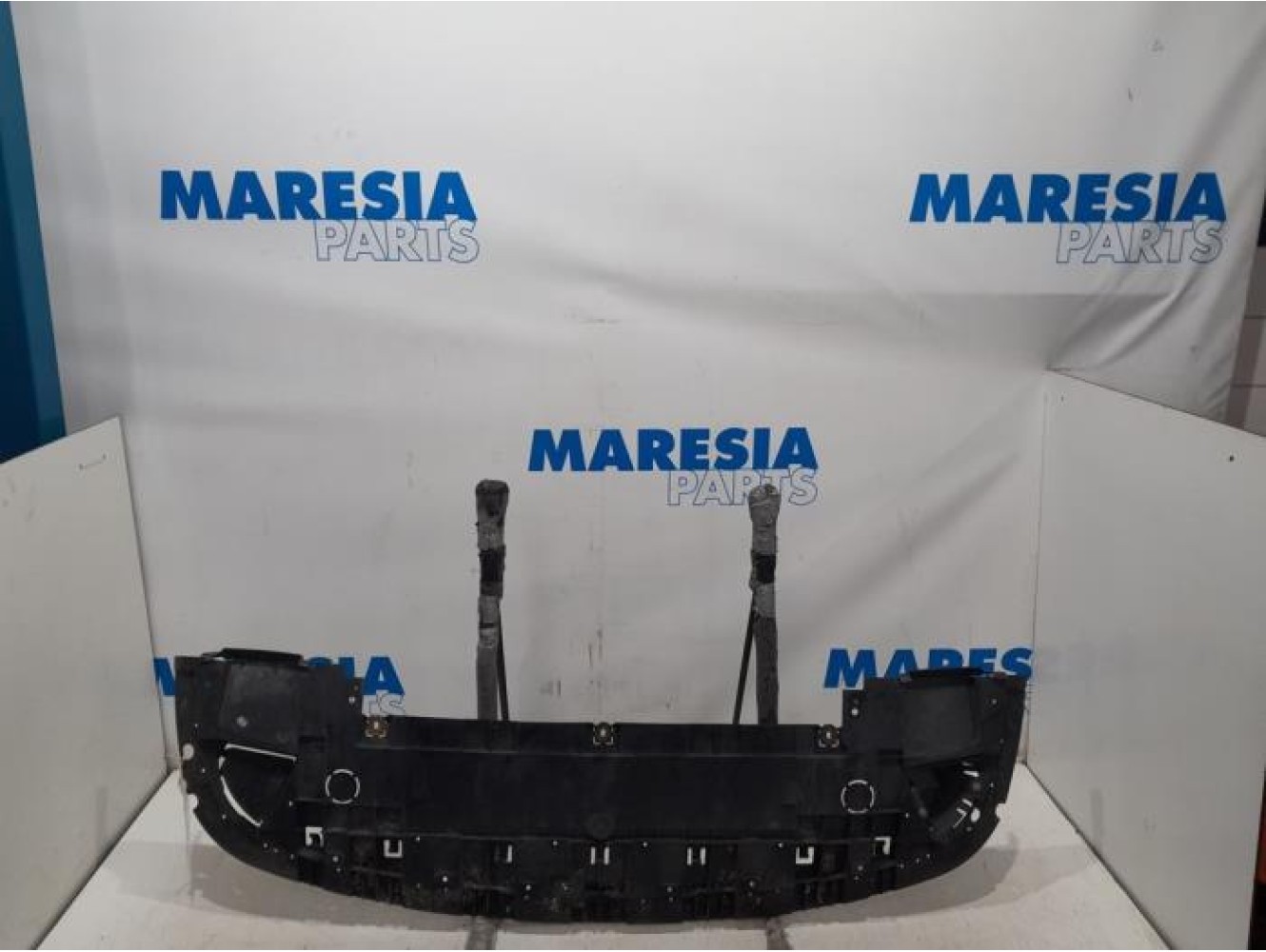 Opel - Vivaro - Bumper bottom