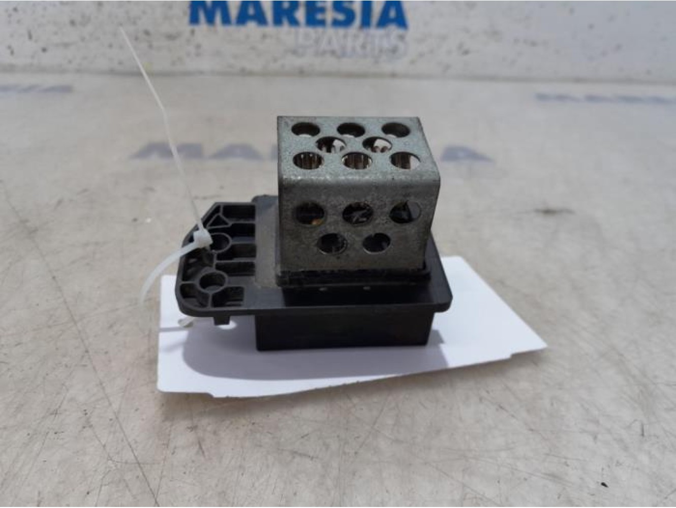 Citroen - C4 Grand Picasso - Cooling fan resistor