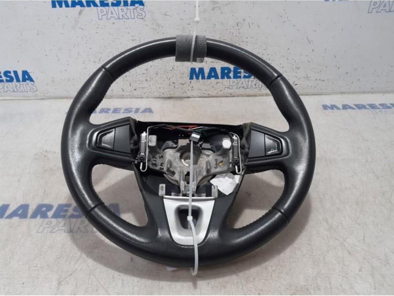 Renault - Scenic - Stuurwiel