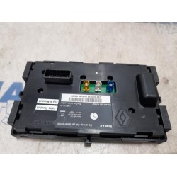 Renault - Scenic - Navigatie Display