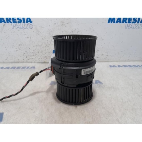 Renault - Scenic - Heating and ventilation fan motor