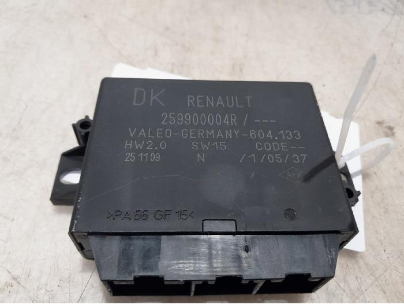 Renault - Scenic - PDC Module