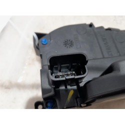 Renault - Scenic - Front door lock mechanism 4-door, right