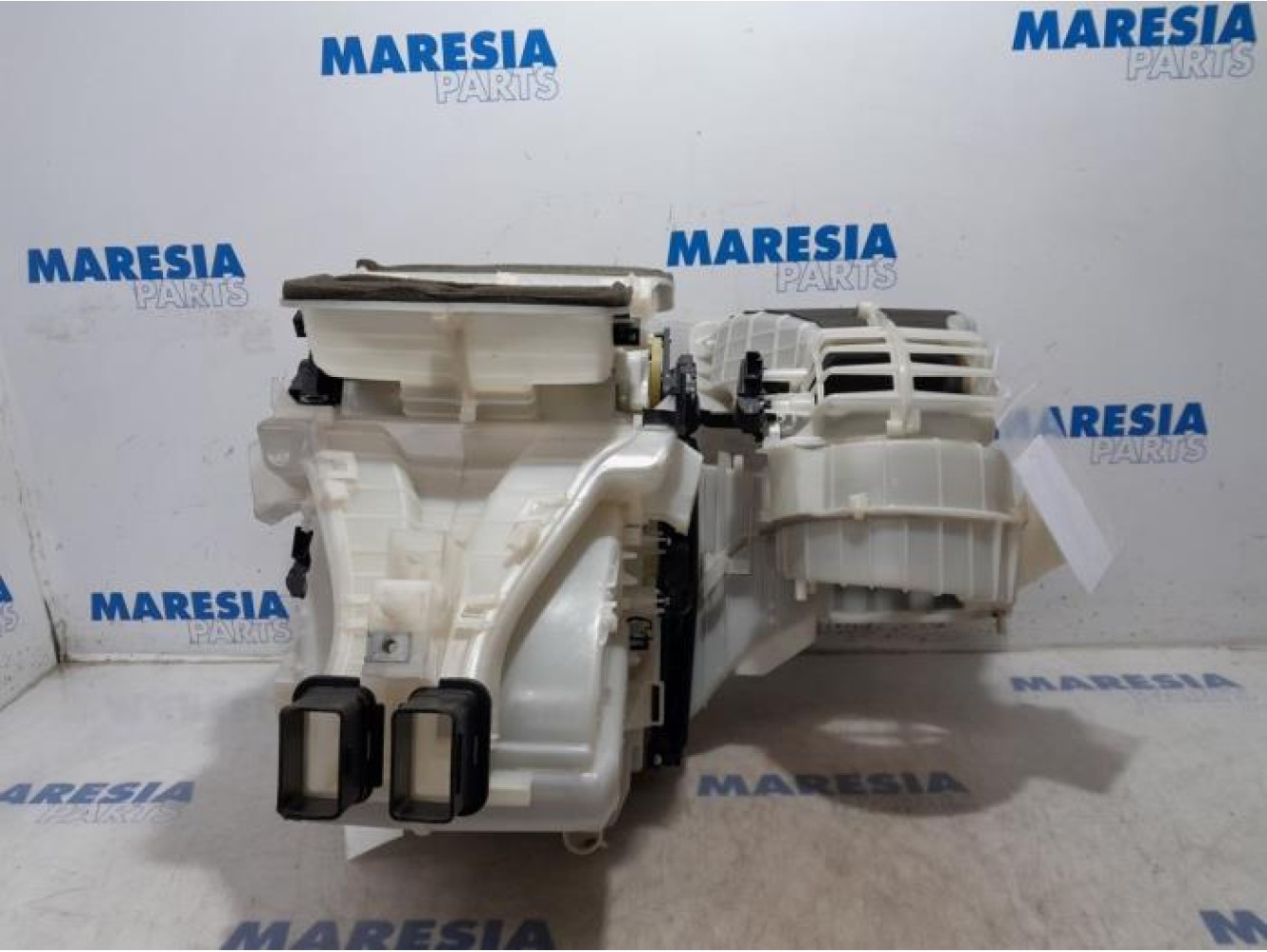 Alfa Romeo - Mito - Heater housing