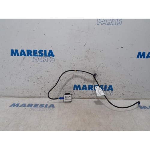 Citroen - Berlingo - GPS Antenne