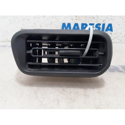 Citroen - Berlingo - Dashboard vent