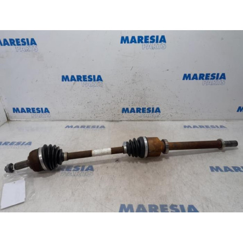 Renault - Scenic - Front drive shaft, right