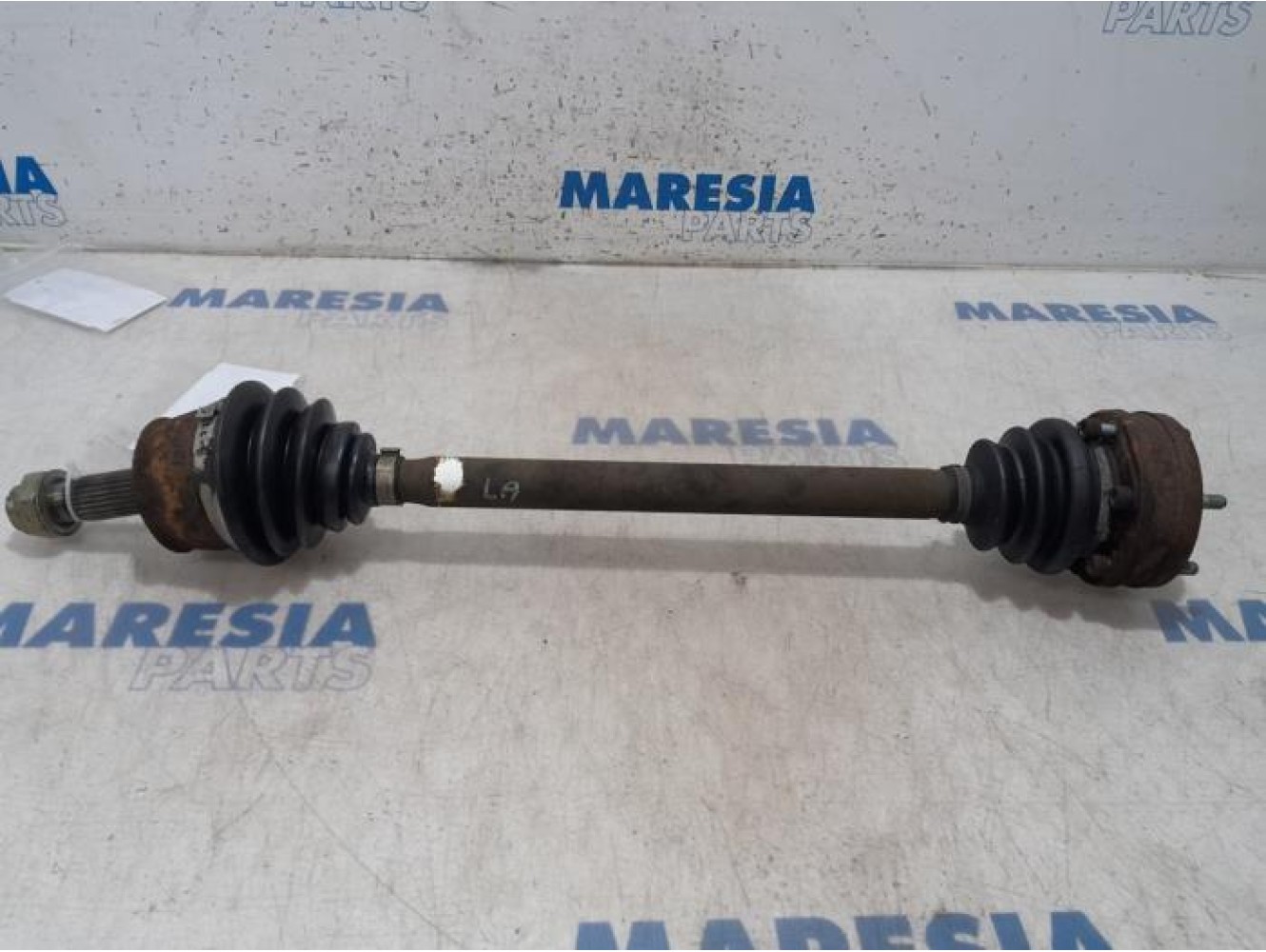 Alfa Romeo - 156 - Aandrijfas links-achter