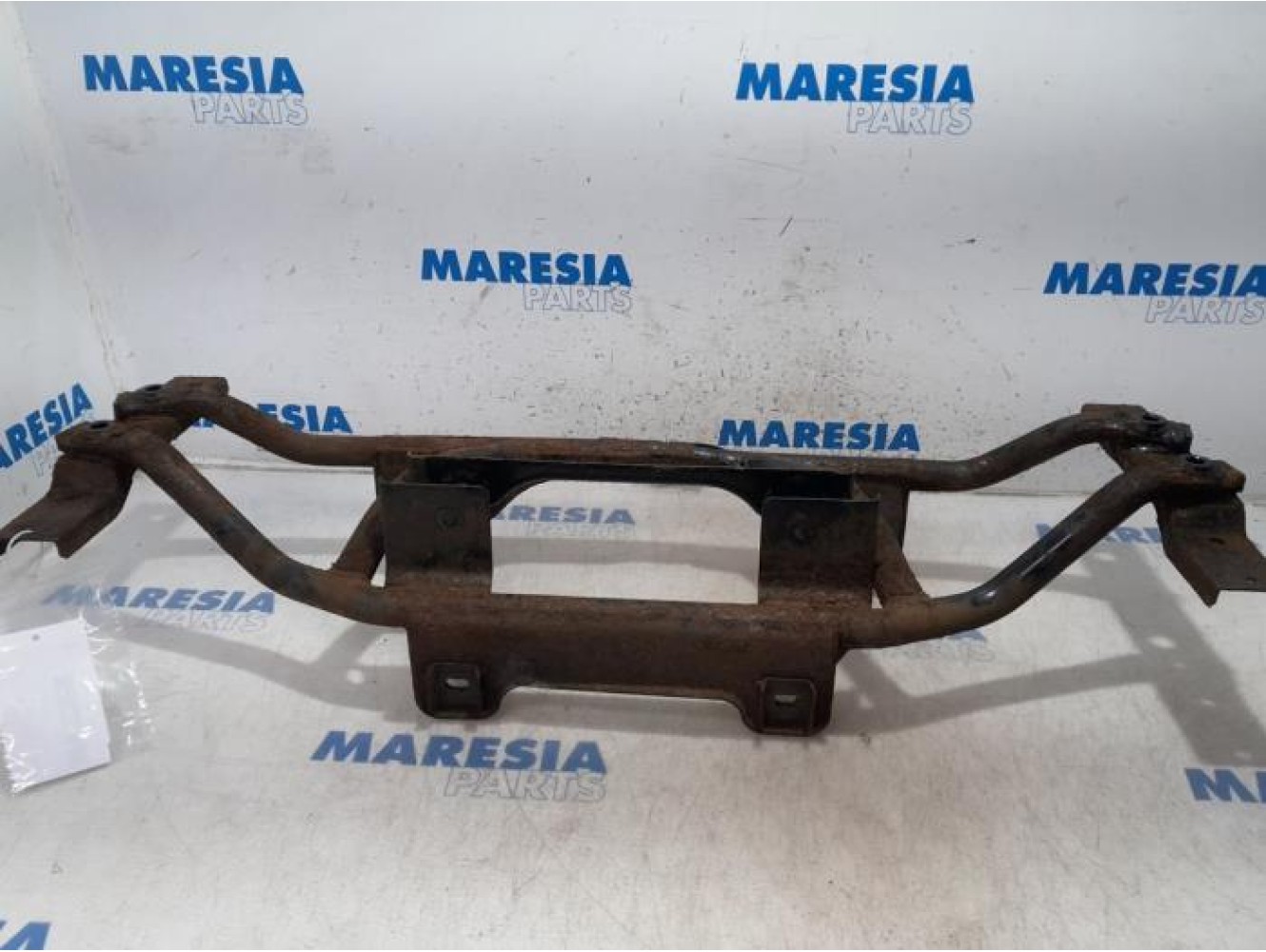 Alfa Romeo - 156 - Rear support beam