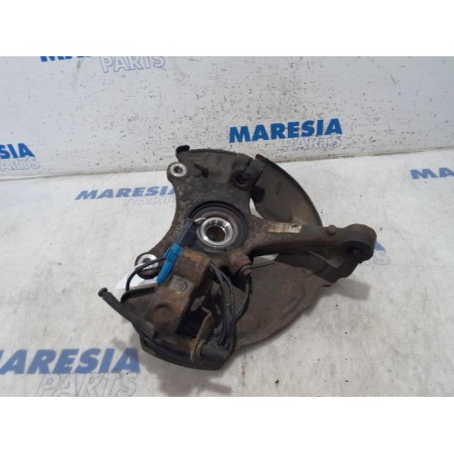 Peugeot - 508 - Fusee links-voor