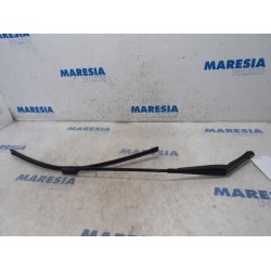 Peugeot - 508 - Front wiper arm