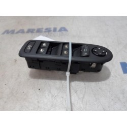 Peugeot - 508 - Multi-functional window switch