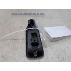 Peugeot - 508 - Multi-functional window switch