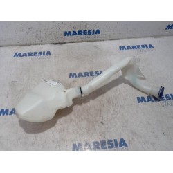 Citroen - C3 - Front windscreen washer reservoir