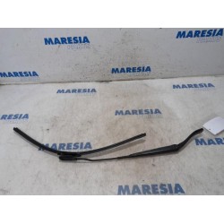Citroen - C3 - Front wiper arm
