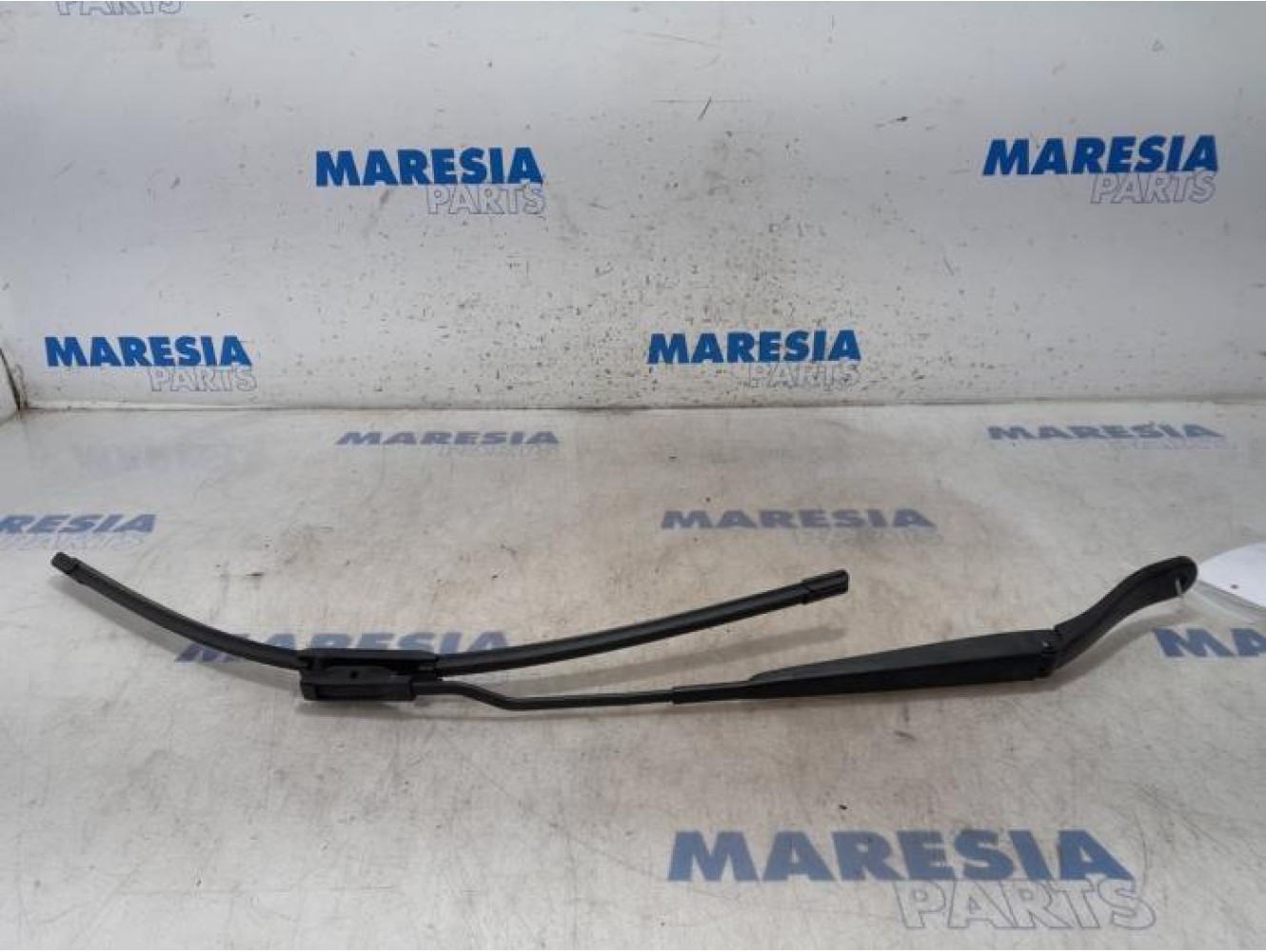 Citroen - C3 - Front wiper arm