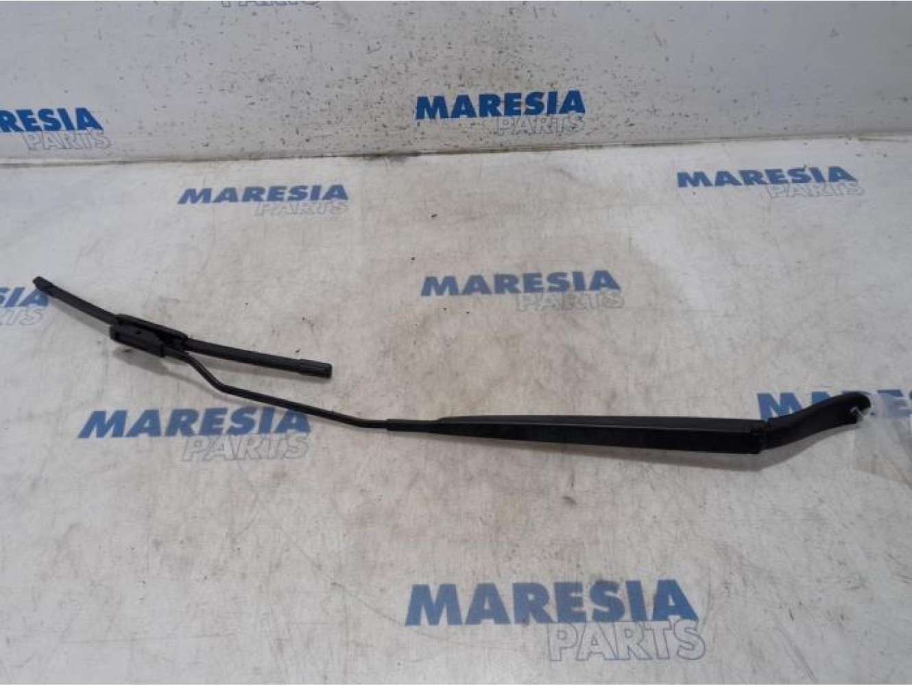 Citroen - C3 - Front wiper arm