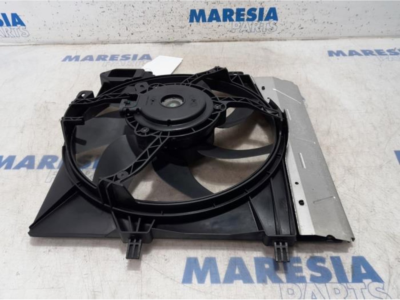 Citroen - C3 - Fan motor