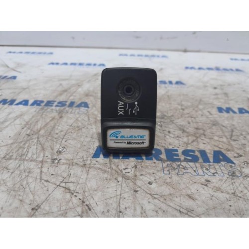 Alfa Romeo - Mito - AUX/USB aansluiting