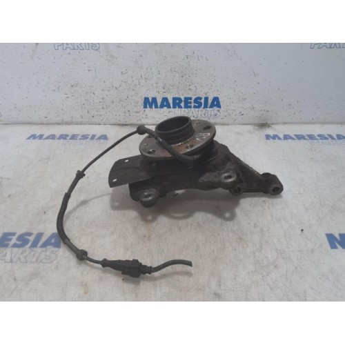Opel - Vivaro - Knuckle, front right