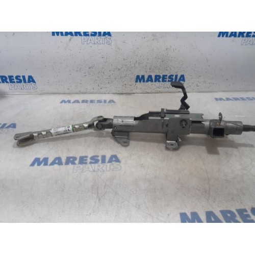 Opel - Vivaro - Steering column housing