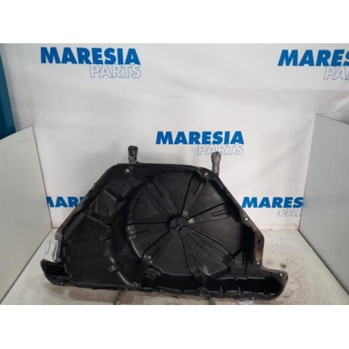 Renault - Scenic - Reserveradkasten