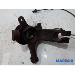 Peugeot - 107 - Knuckle, front right