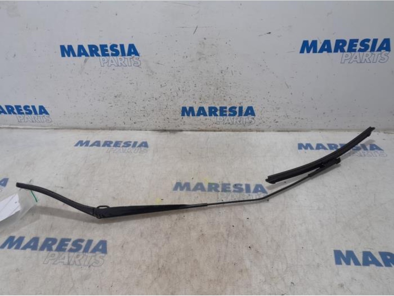 Alfa Romeo - Mito - Front wiper arm