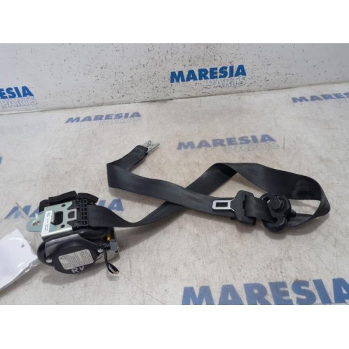 Alfa Romeo - Mito - Front seatbelt, right
