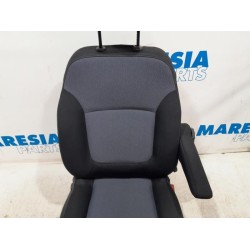 Opel - Vivaro - Seat, right