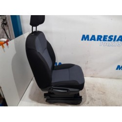 Opel - Vivaro - Seat, right
