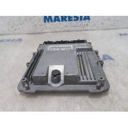 Opel - Vivaro - Engine management computer