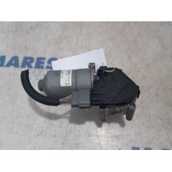 Opel - Vivaro - Front wiper motor