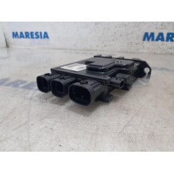 Opel - Vivaro - Voltage regulator