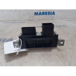 Opel - Vivaro - Glow plug relay