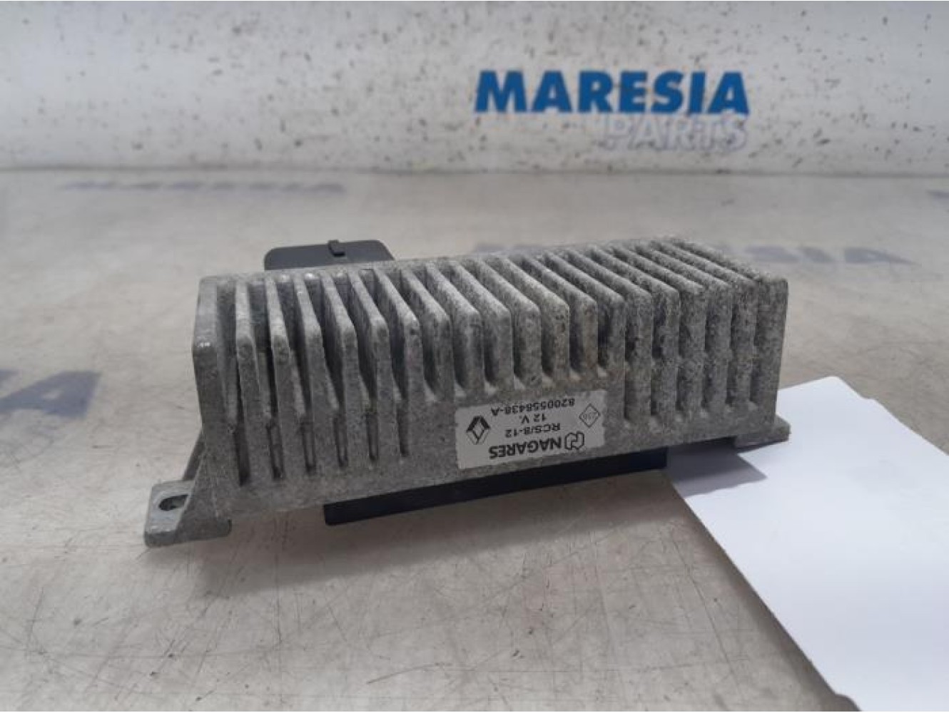 Opel - Vivaro - Glow plug relay