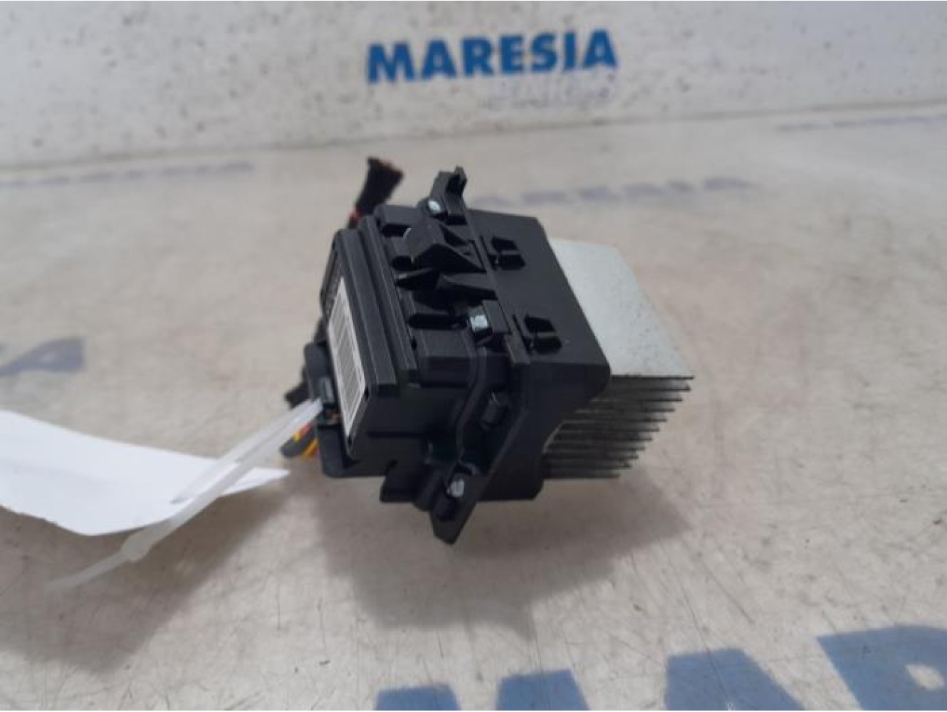Opel - Vivaro - Heater resistor