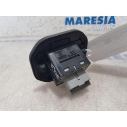 Opel - Vivaro - Sliding door switch