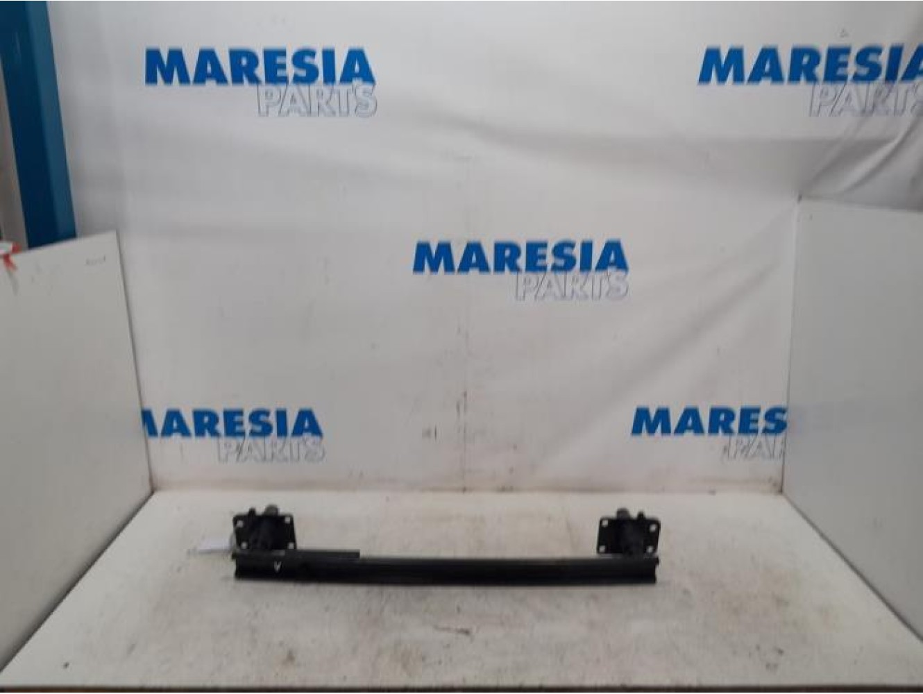 Peugeot - 5008 - Front bumper frame