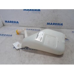 Renault - Scenic - Front windscreen washer reservoir